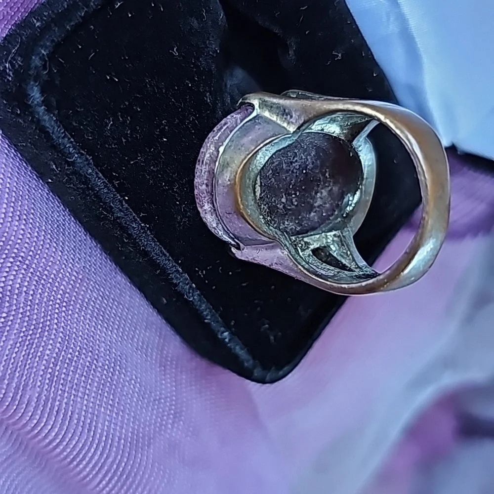 Ring - Picture 5 of 5